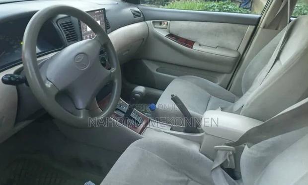 Toyota Corolla 2003 Gold