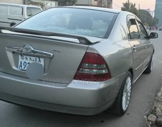 Toyota Corolla 2003 Gold