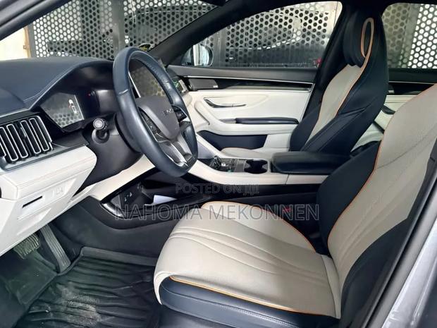 BYD Song Plus 2024 Gray