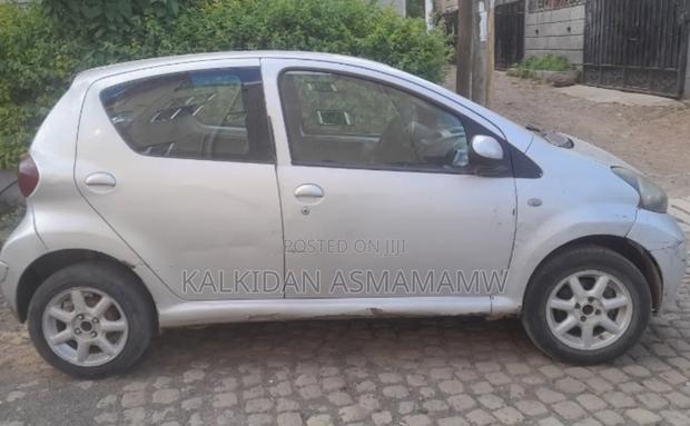 Toyota Yaris 2007 Silver