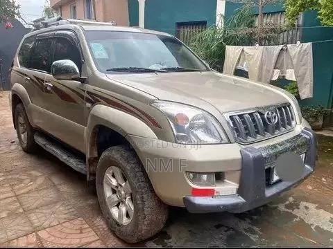 Toyota Land Cruiser Prado 2006 Gold
