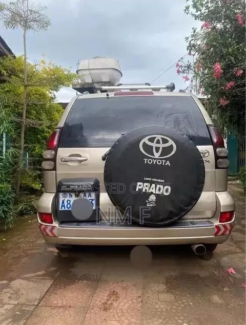 Toyota Land Cruiser Prado 2006 Gold