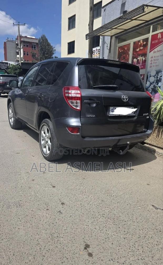 Toyota RAV4 2012 Black