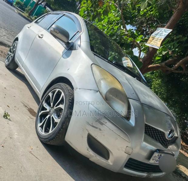 Toyota Yaris 2008 Silver
