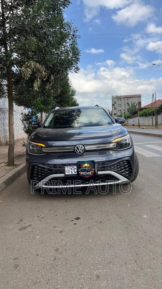 Volkswagen ID.6 2023 Blue