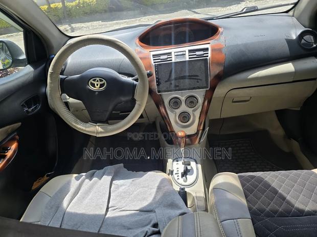 Toyota Yaris 2007 Green