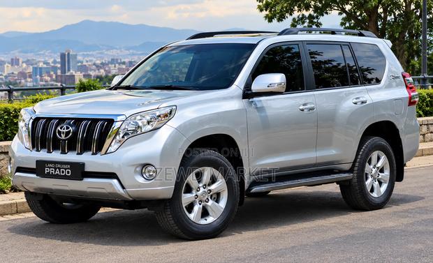 Toyota Land Cruiser 2015 Silver