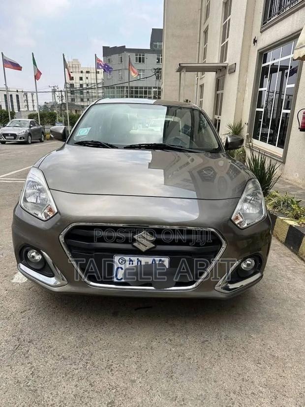 Suzuki Dzire 2022 Silver