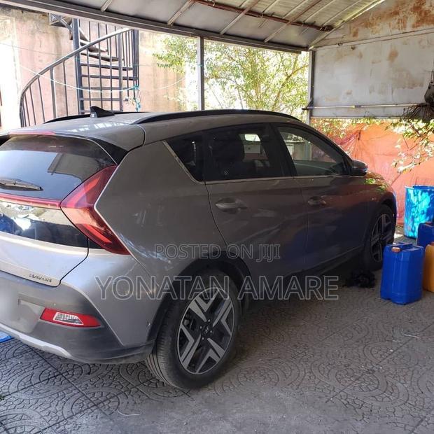 Hyundai Bayon 2022 Gold