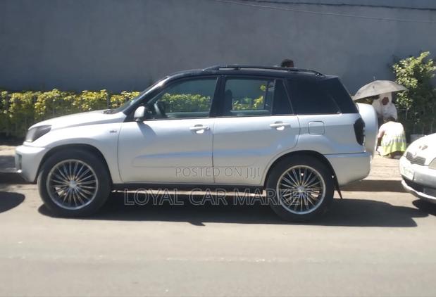 Toyota RAV4 2002 Silver