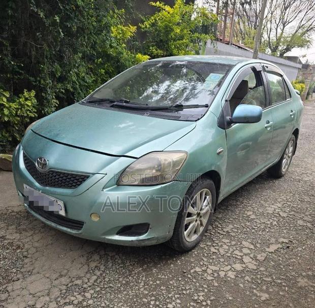 Toyota Yaris 2007 Green