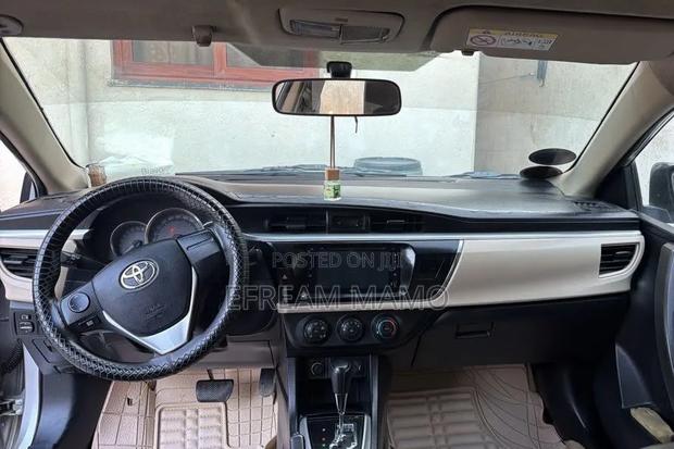 Toyota Corolla 2014