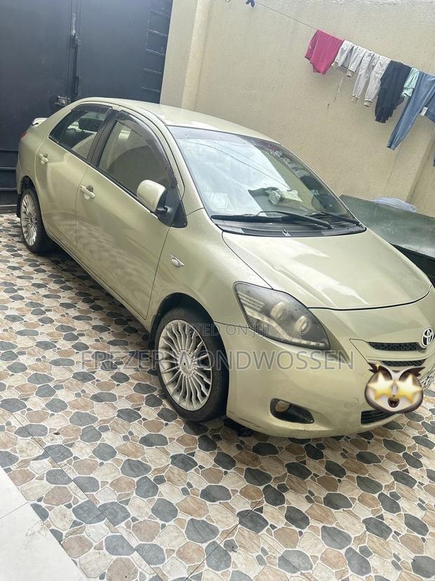 Toyota Yaris 2007 Off white