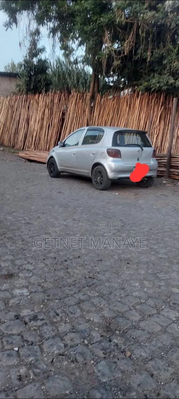 Toyota Vitz 1.0 FWD 3dr 2000 Silver