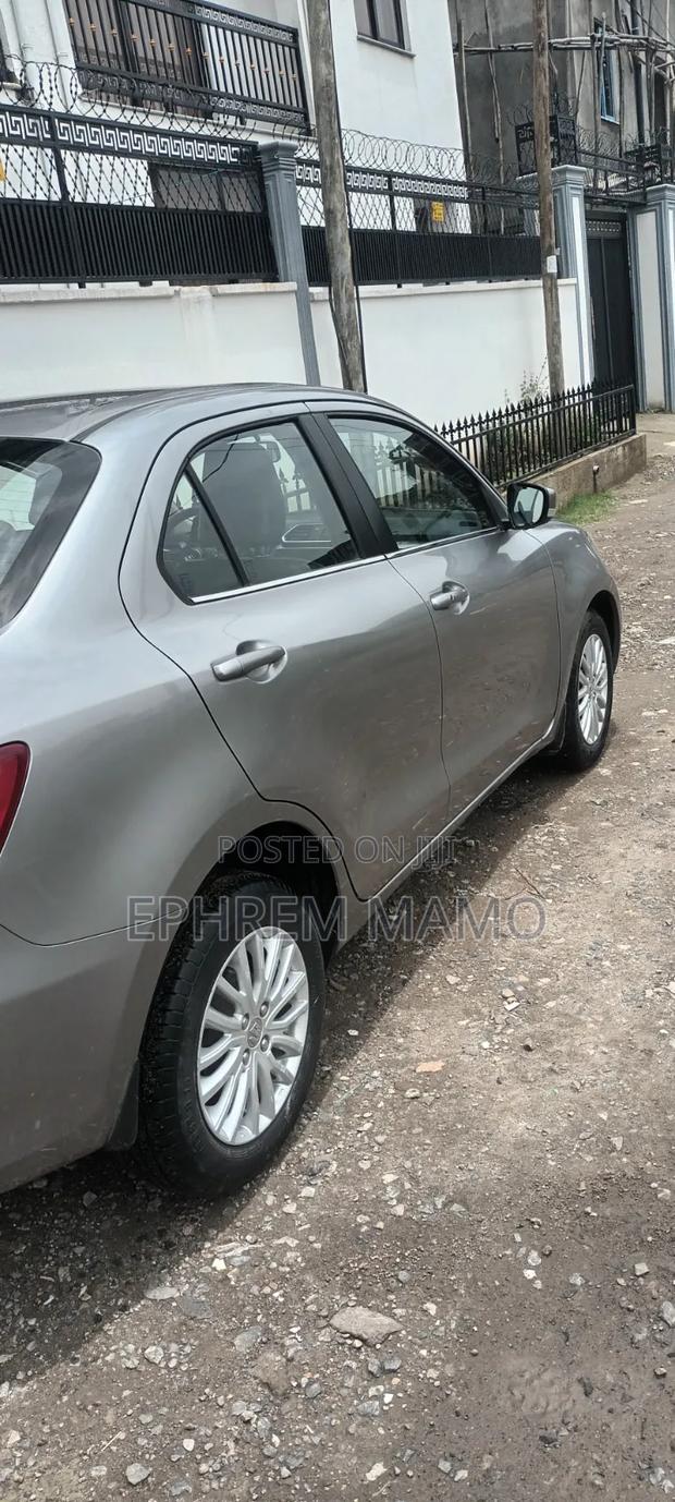 Suzuki Dzire 2021 Silver