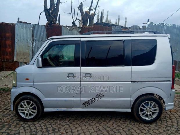 Suzuki Every Wagon 2006 Silver