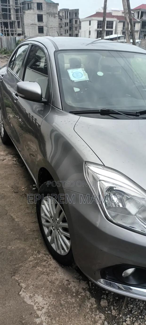 Suzuki Dzire 2021 Silver