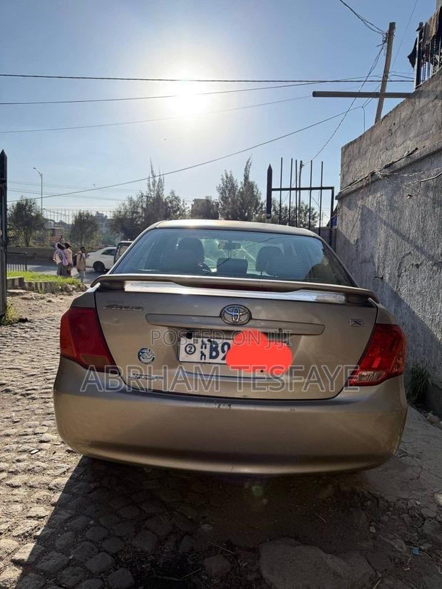 Toyota Corolla 1.4 VVT-i 2007 Gold