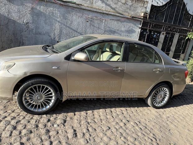 Toyota Corolla 1.4 VVT-i 2007 Gold