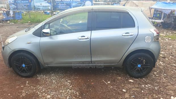 Toyota Yaris 2006 Silver