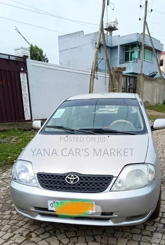 Toyota Corolla 2003 Gold