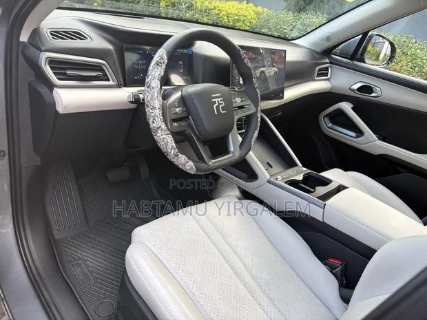 BYD Yuan Up 2025 Gray