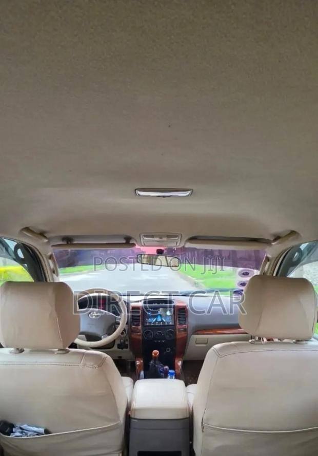 Toyota Land Cruiser Prado 2006 White