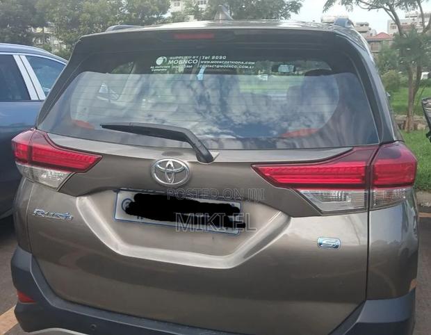 Toyota Rush 1.5 AWD 2021 Gray