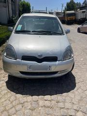 Toyota Vitz 2000 Silver for sale