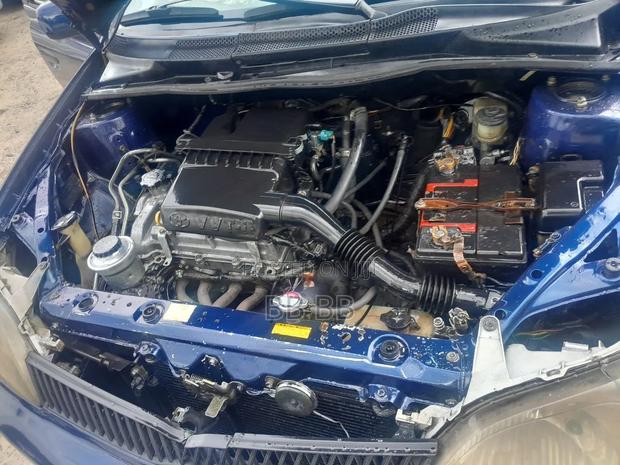 Toyota Platz 1.0 FWD 2001 Blue