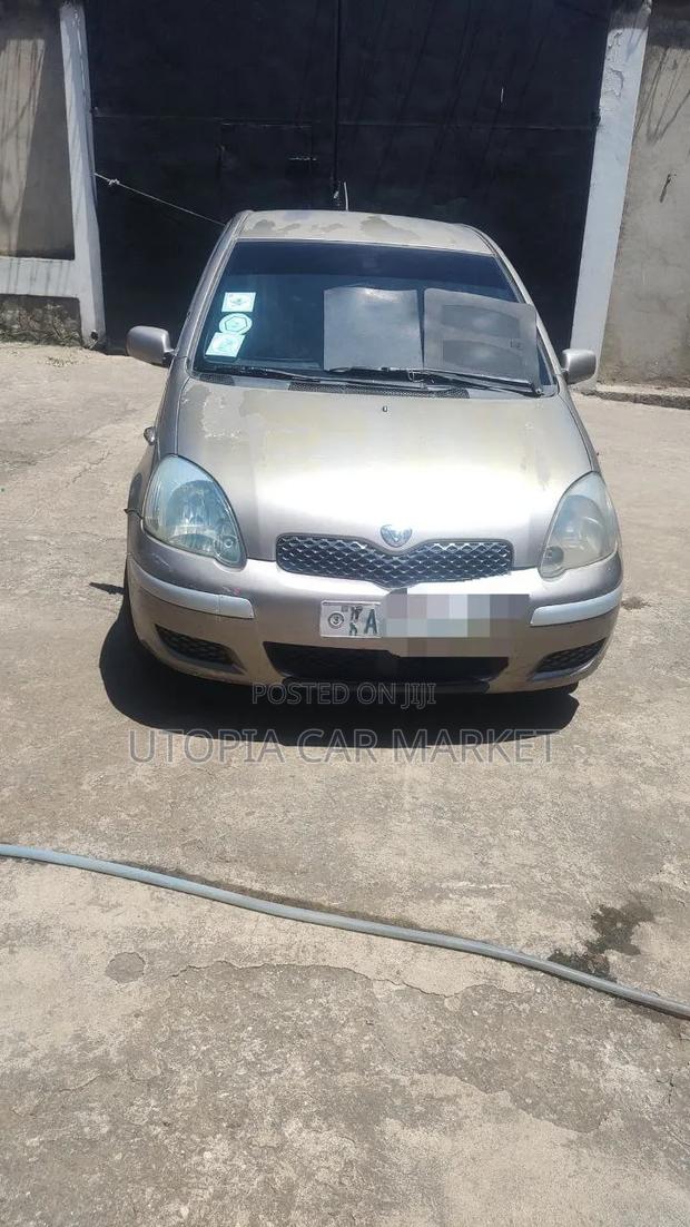 Toyota Vitz 2004