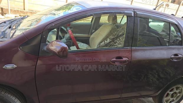 Toyota Yaris 2006