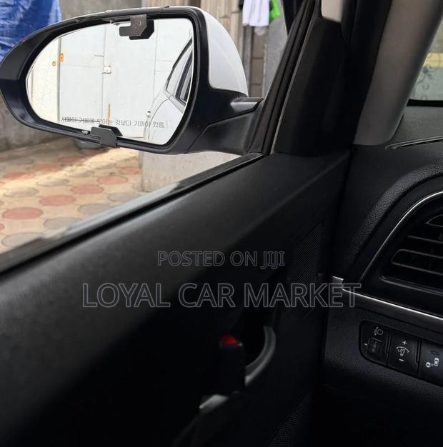 Hyundai Avante 2020 White