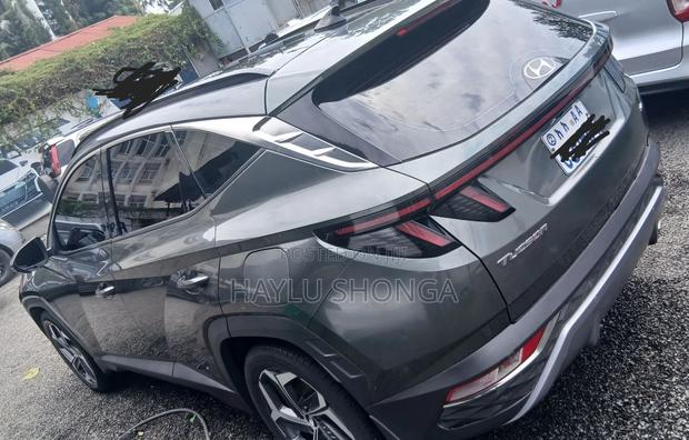 Hyundai Tucson 2022 Gray