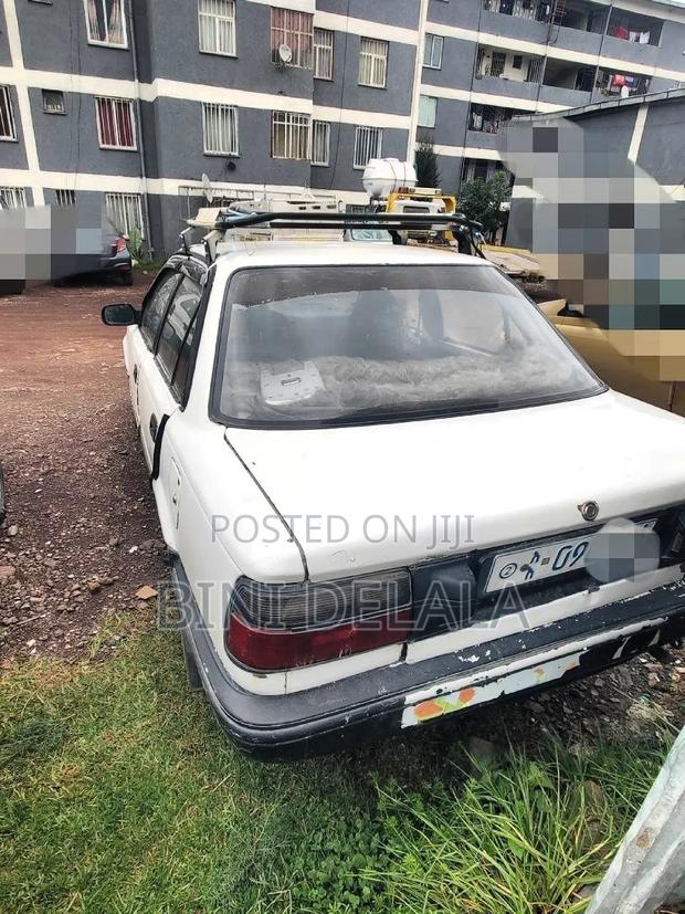 Toyota Corolla 1.3 Hatchback 1988 White