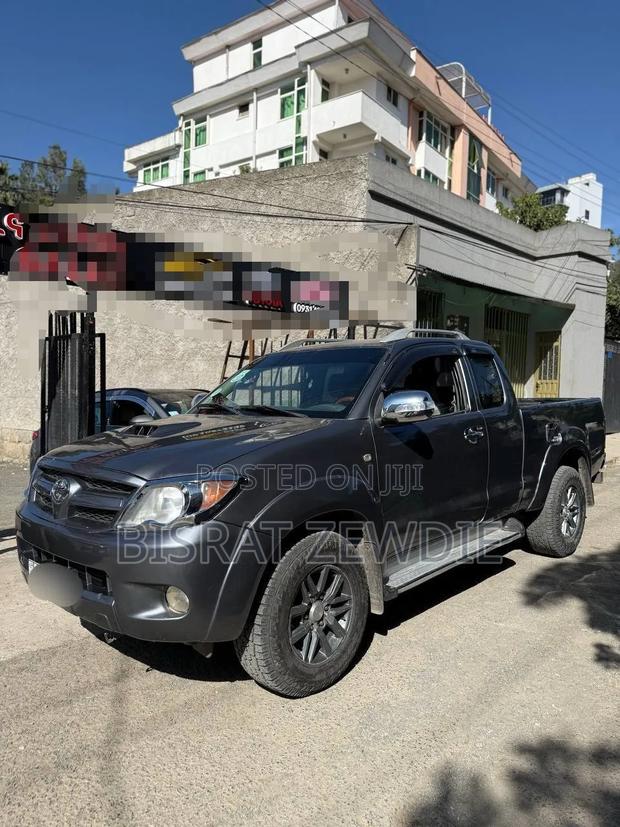 Toyota Hilux 2007 Black