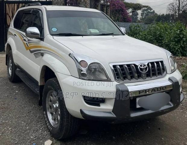 Toyota Land Cruiser Prado 2007 White