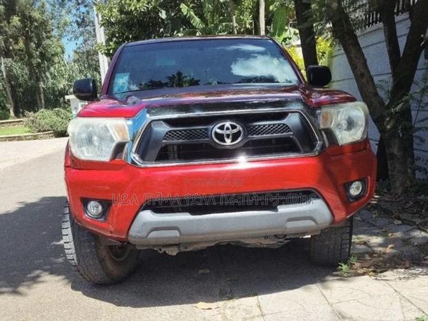 Toyota Tacoma 4dr Double Cab 2016 Red