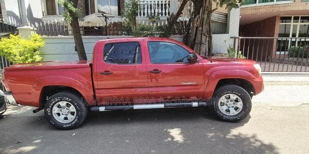 Toyota Tacoma 4dr Double Cab 2016 Red