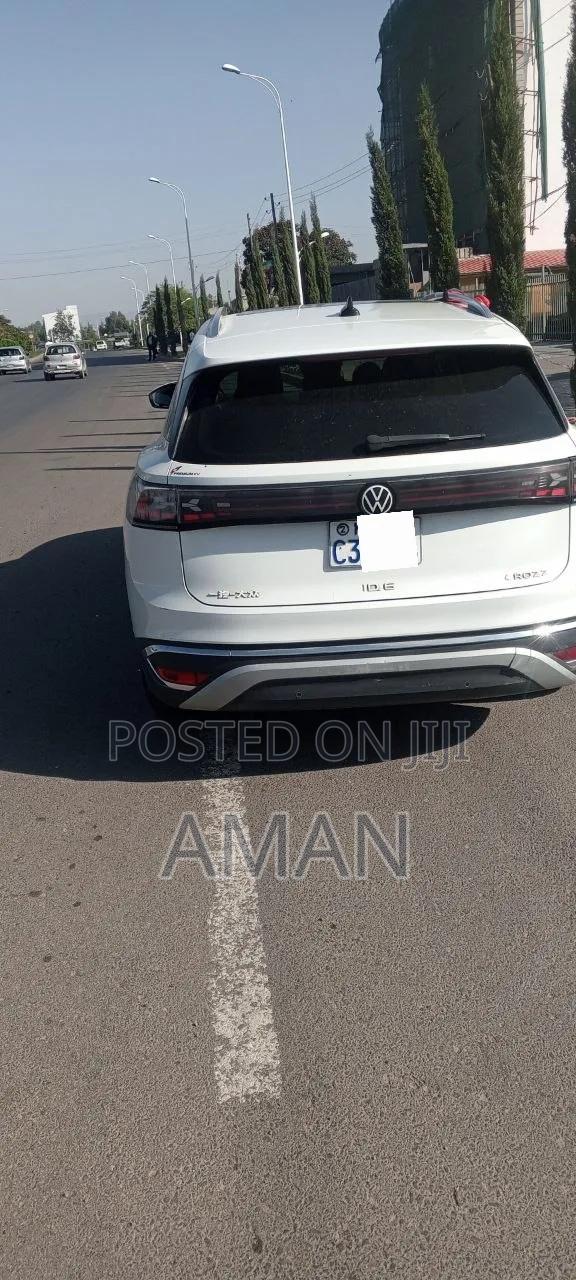 Volkswagen ID.6 2022 White