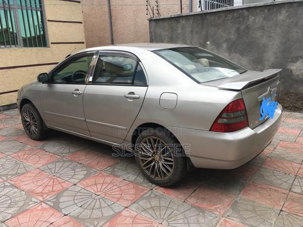 Toyota Corolla Sedan Automatic 2003 Gold