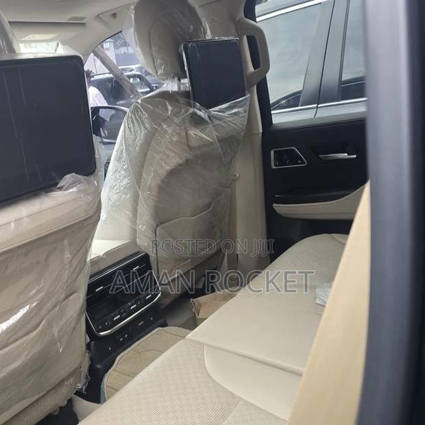 Toyota Land Cruiser 2025 Black
