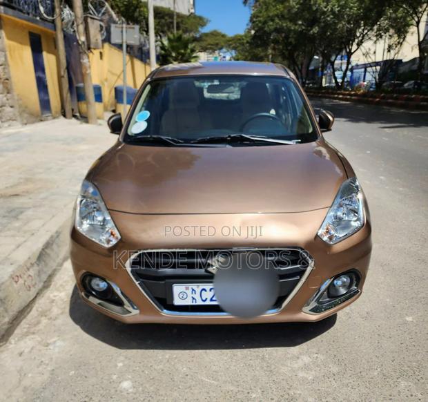 Suzuki Dzire 2022 Silver