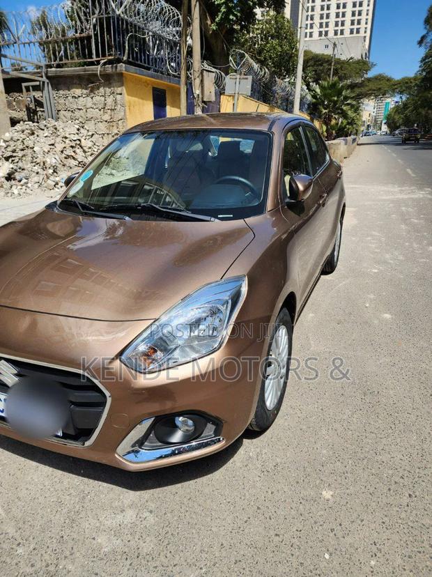 Suzuki Dzire 2022 Silver