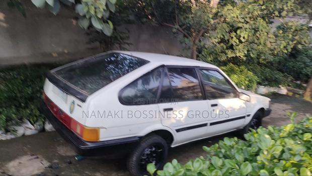 Toyota Corolla 1986 White