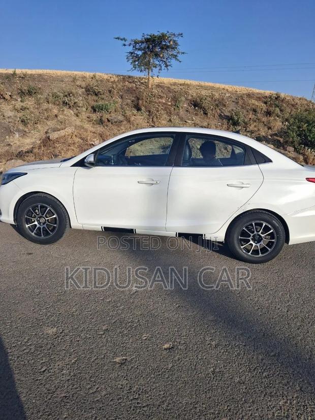 Changan Alsvin 2022 White