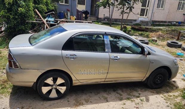 Toyota Corolla LE 2007 Gold