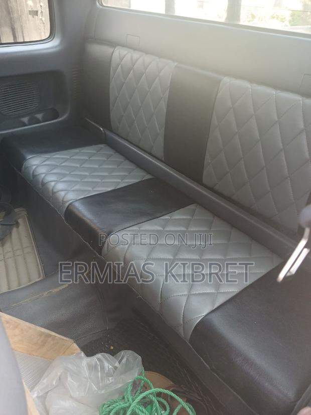 Toyota Hilux 2000 Green