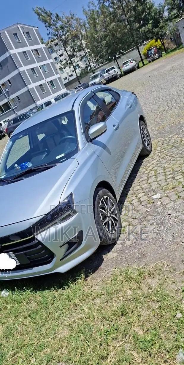 Suzuki Dzire 2025 Pearl