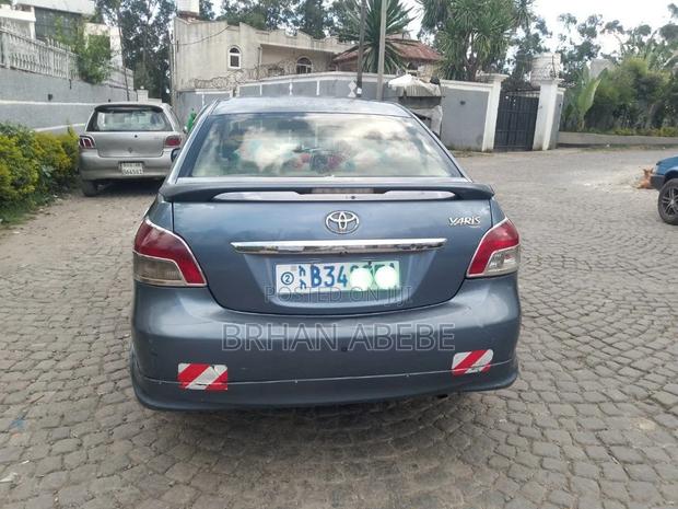 Toyota Yaris 1.0 Eco 2008 Blue
